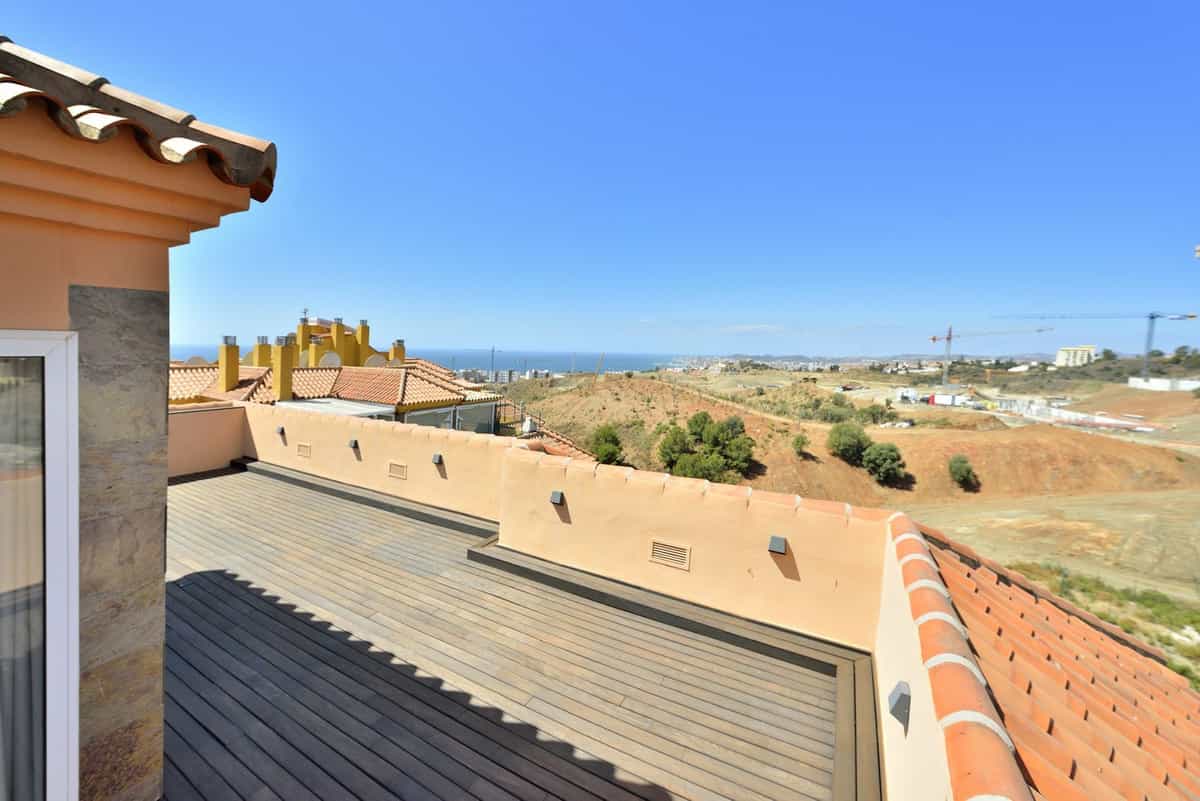 Condominio en Fuengirola, Andalucía 10860084