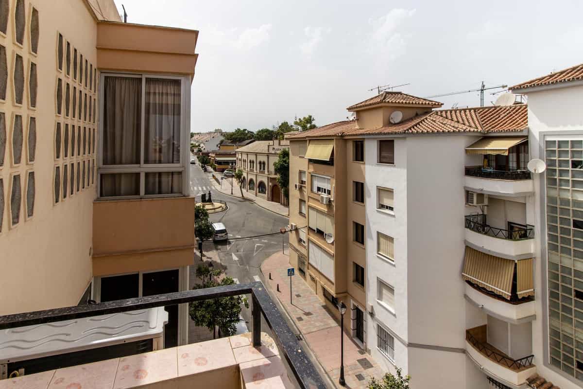Condominium dans Fuengirola, Andalucía 10860108