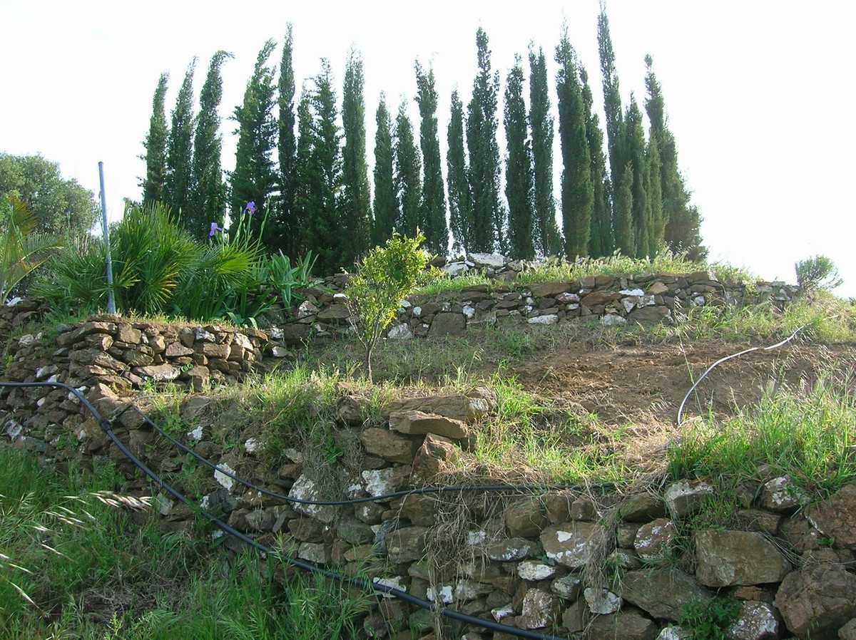 Tanah dalam Fuengirola, Andalusia 10860591