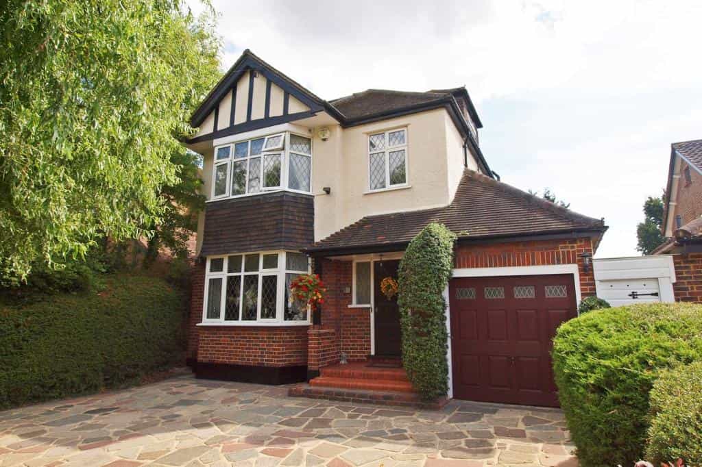 House in West Wickham, Bromley 10860913