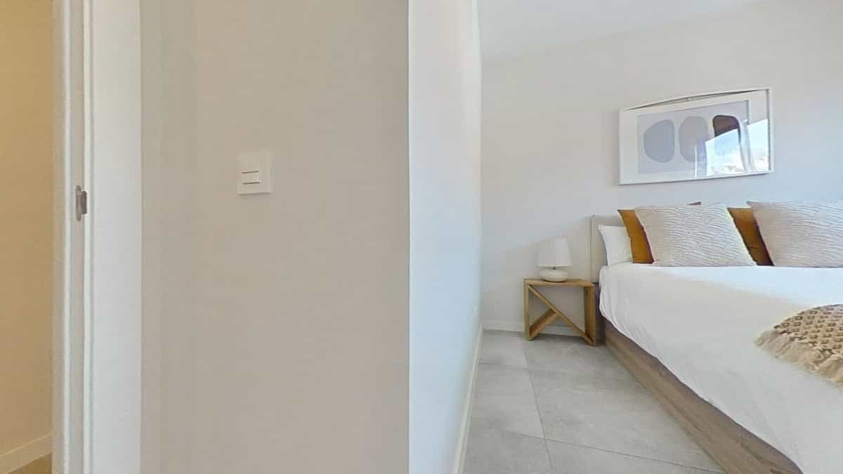 Condominium dans Marbella, Andalusia 10861500