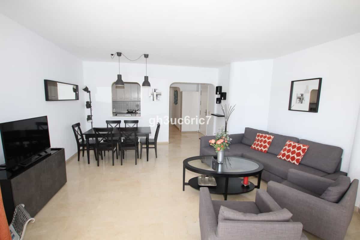 Condominium in Fuengirola, Andalusië 10862203