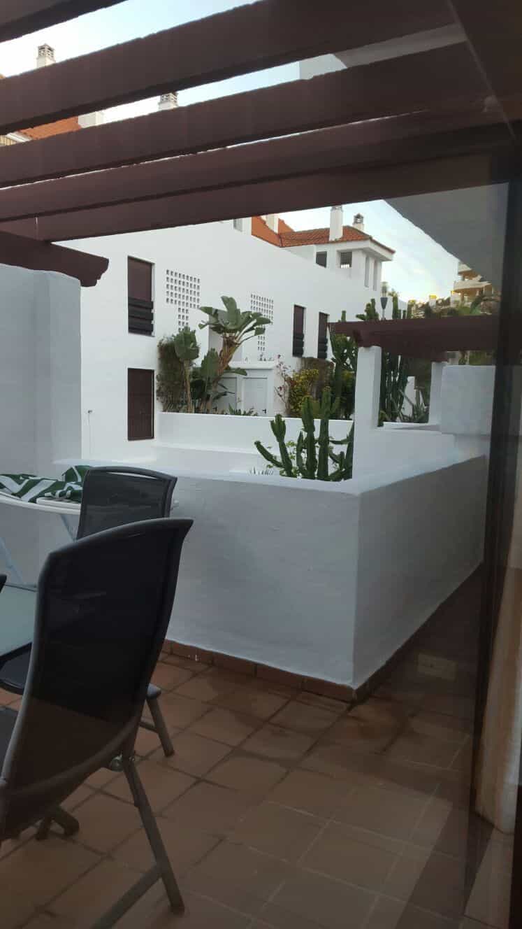 Condominium in El Angel, Andalusia 10862413