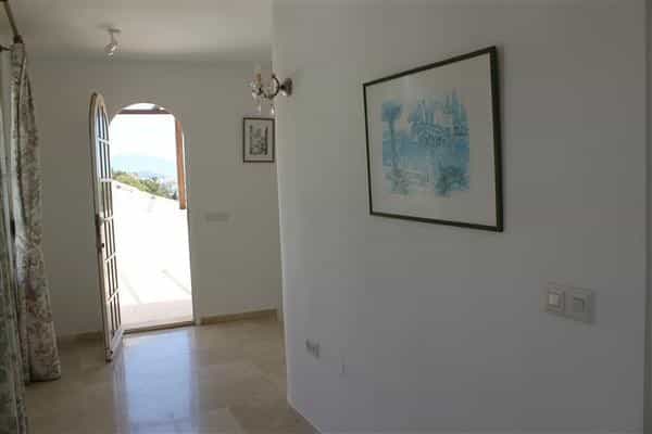 Casa nel Torrenueva Costa, Andalusia 10863420
