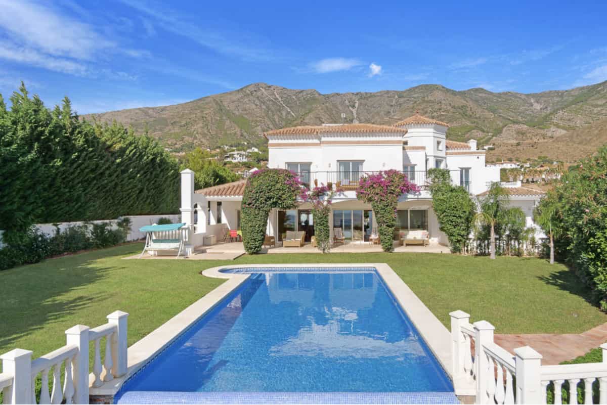 Rumah di Alhaurin el Grande, Andalusia 10863464