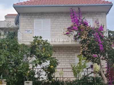 House in Okrug Gornji, Split-Dalmatia County 10863867