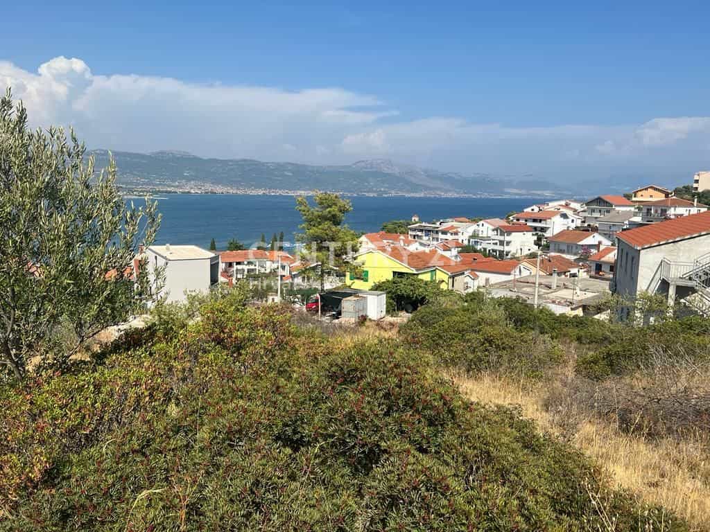 Land in Trogir, Split-Dalmatia County 10863894