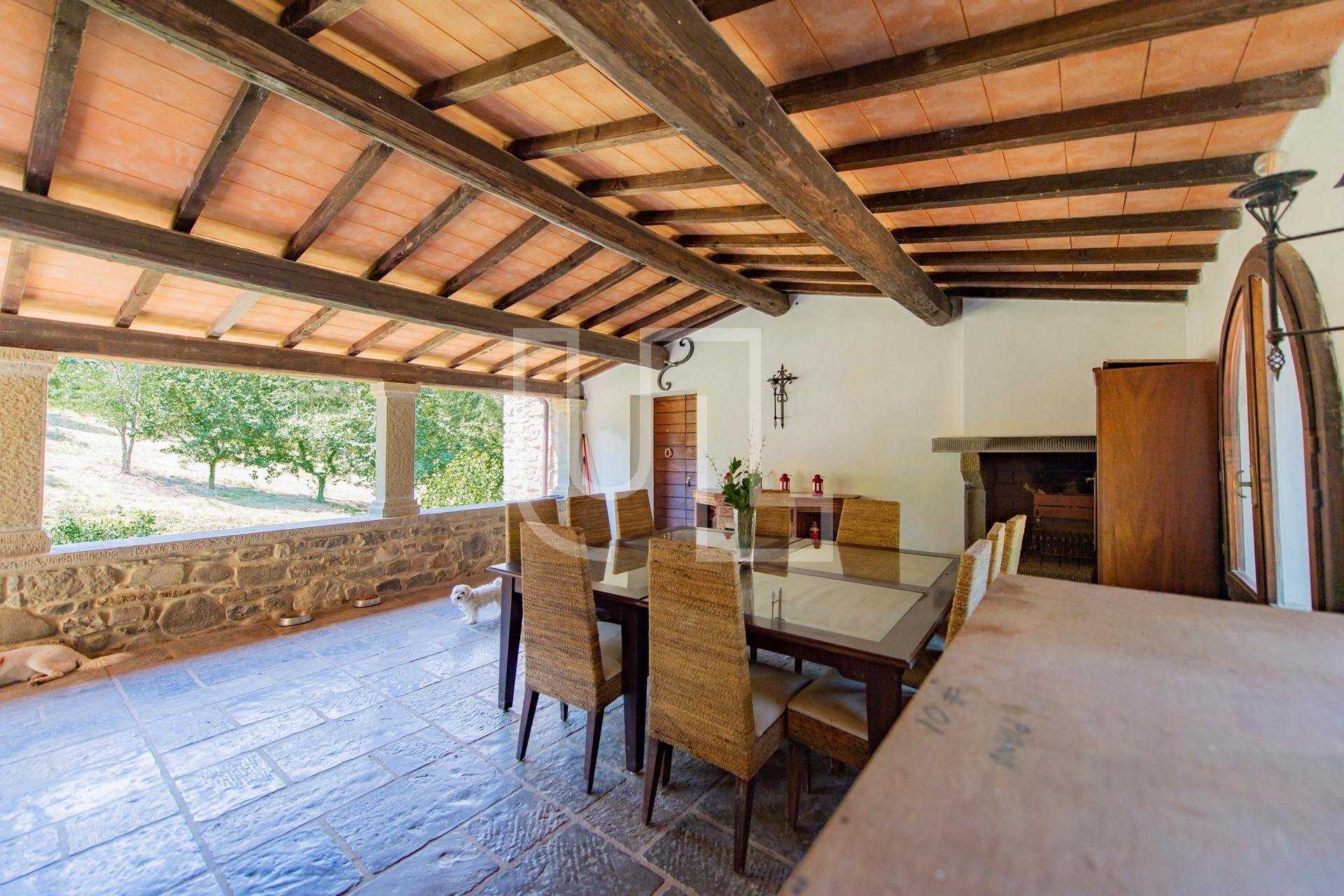rumah dalam Bibbiena, Toscana 10864185