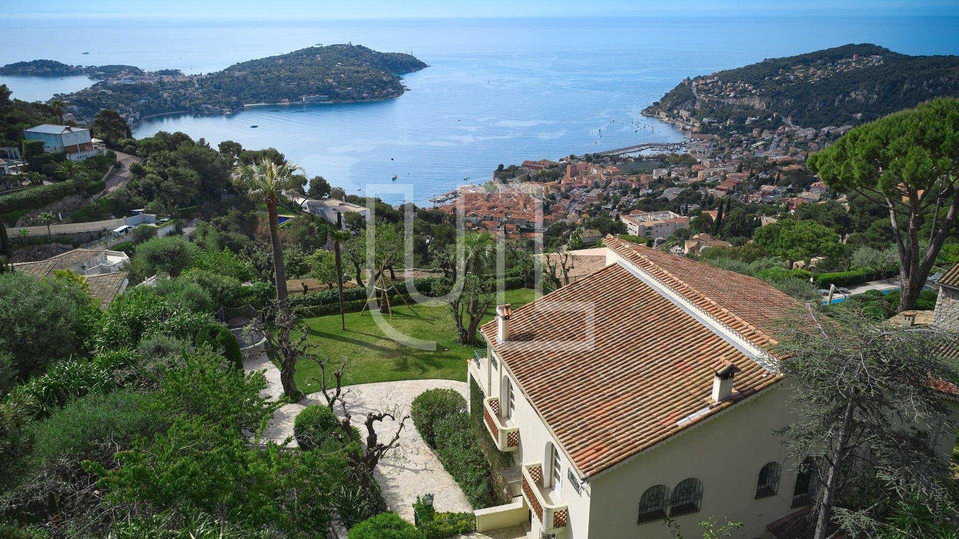 жилой дом в Nice, Provence-Alpes-Côte d'Azur 10864329