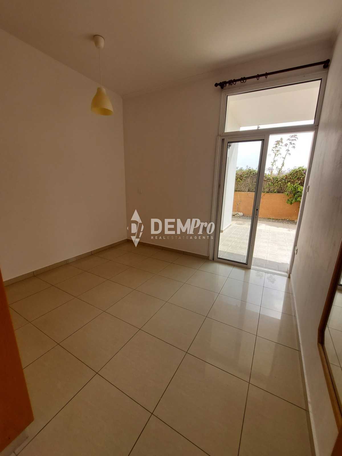 Condominium in Emba, Paphos 10864356