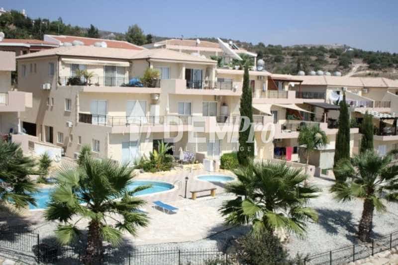 Condominium dans Mesa Chorio, Paphos 10864615