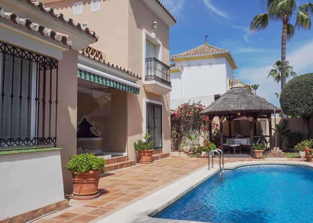 rumah dalam Marbella, Andalusia 10864752