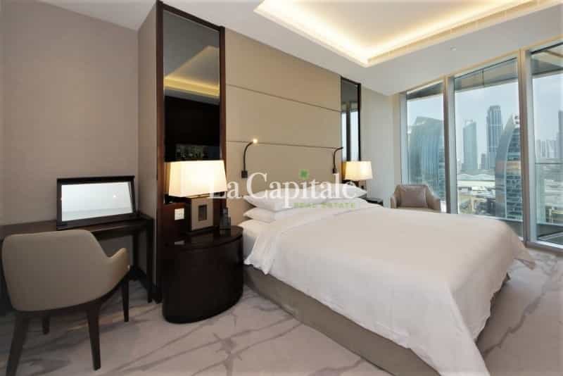 公寓 在 Dubai, Dubai 10865101