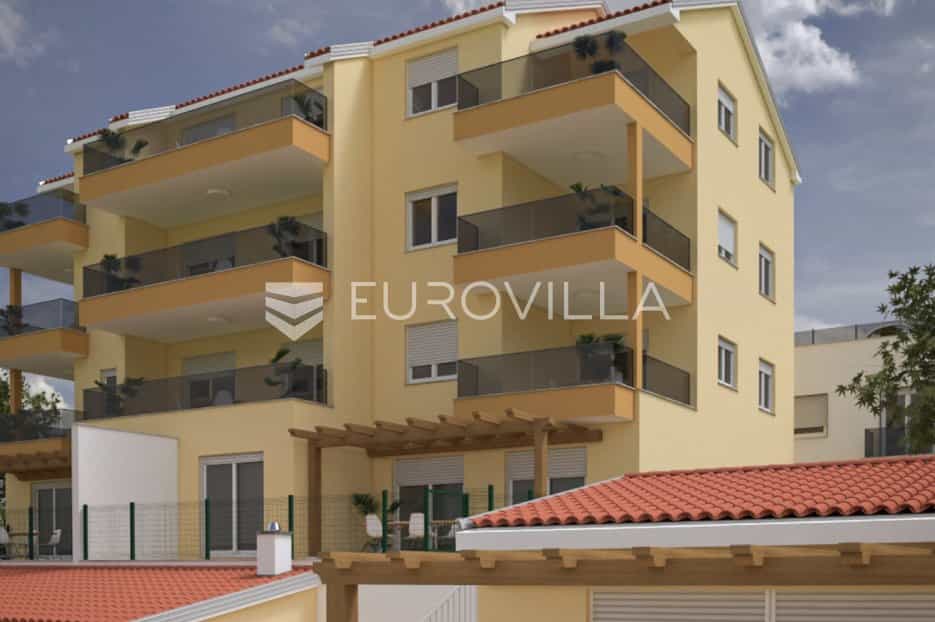 Condominium in Omis, Splitsko-Dalmatinska Zupanija 10865500