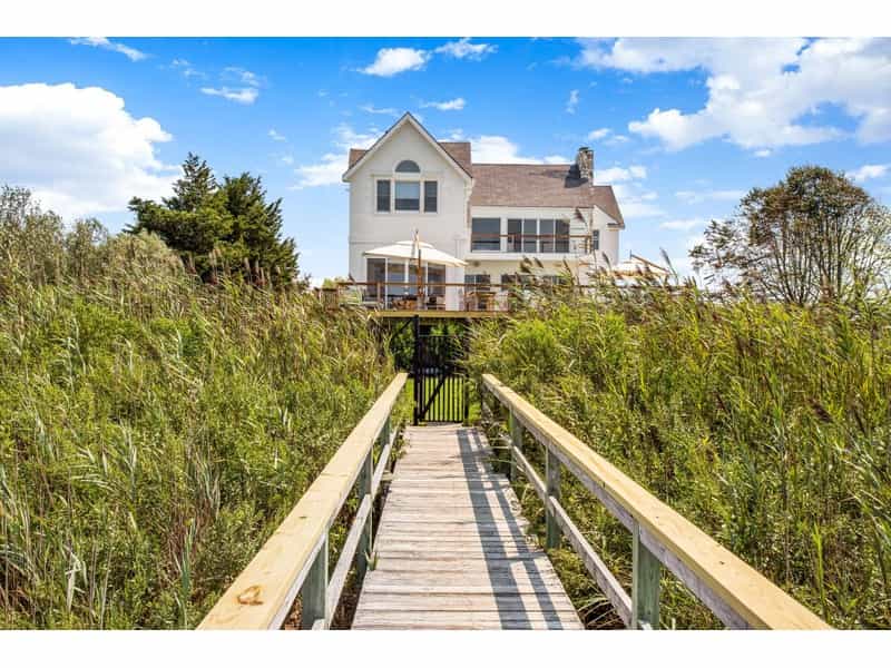 House in Quogue, New York 10865593
