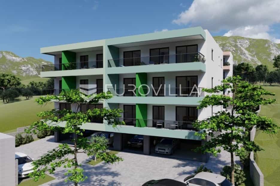 Condominium in Makarska, Splitsko-Dalmatinska Zupanija 10865604