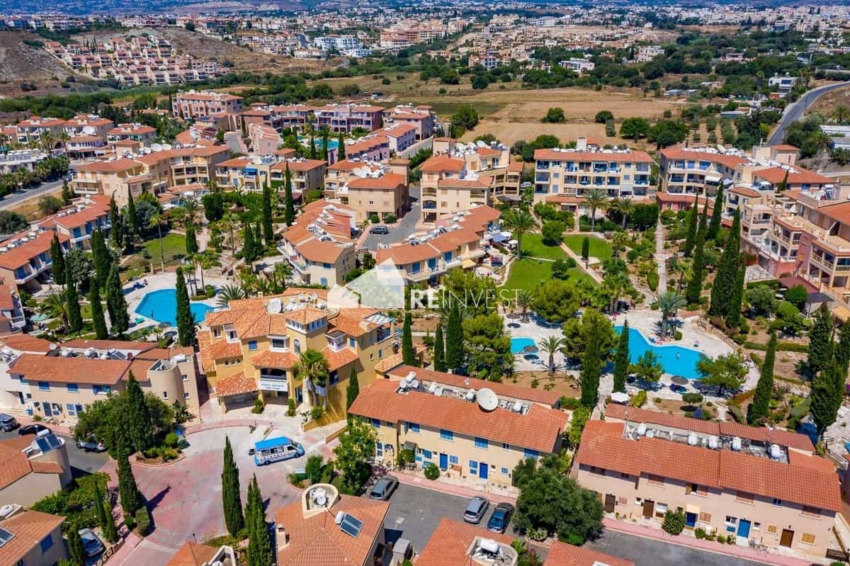 Condominium in Paphos, Paphos 10865613