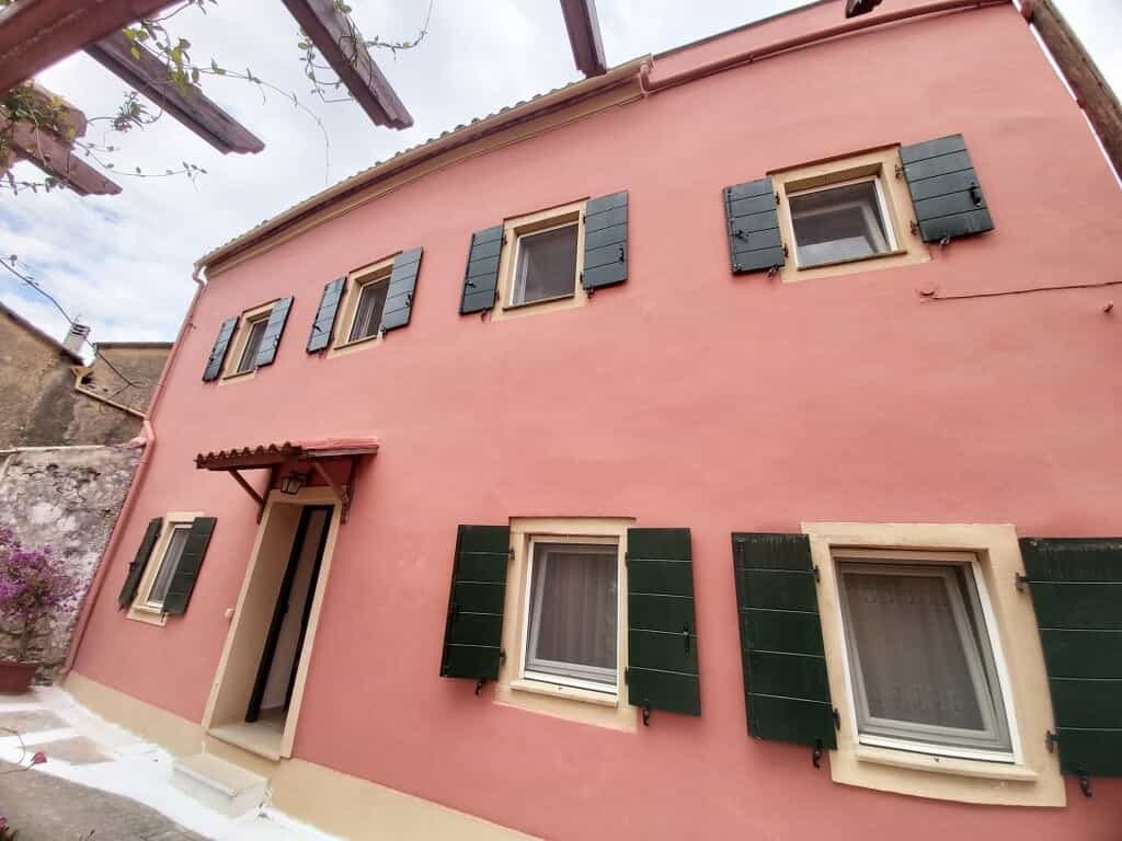 House in Kynopiastes, Ionia Nisia 10865618