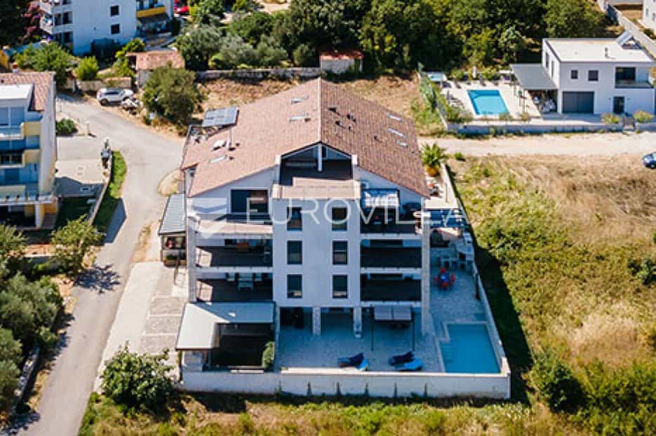 Condominium in Premantura, Istarska Zupanija 10865785