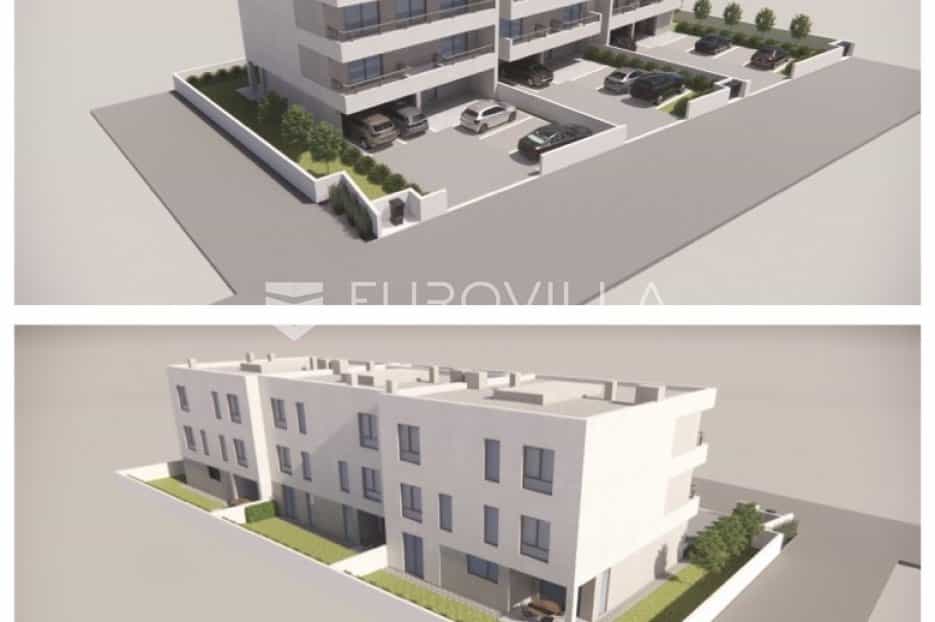 Condominium in Valdebek, Istarska Zupanija 10865803