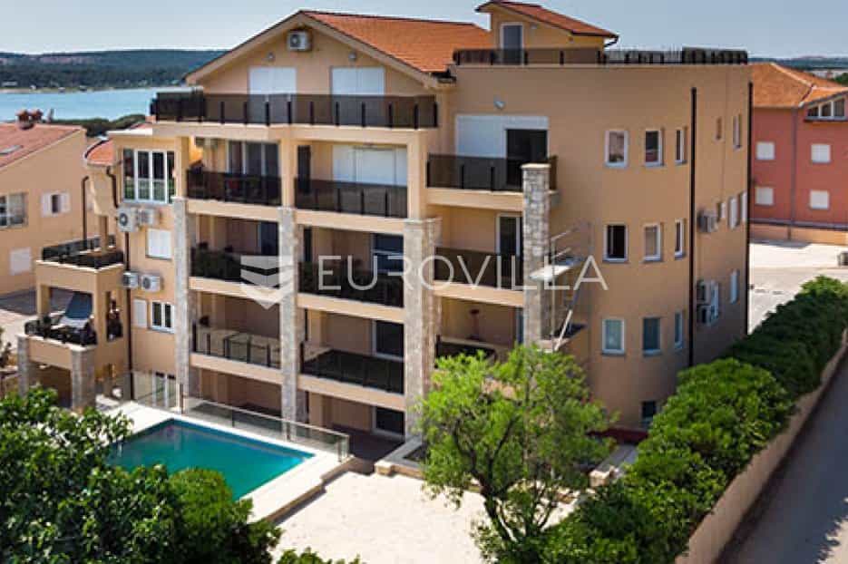 Condominium in Premantura, Istarska Zupanija 10865987