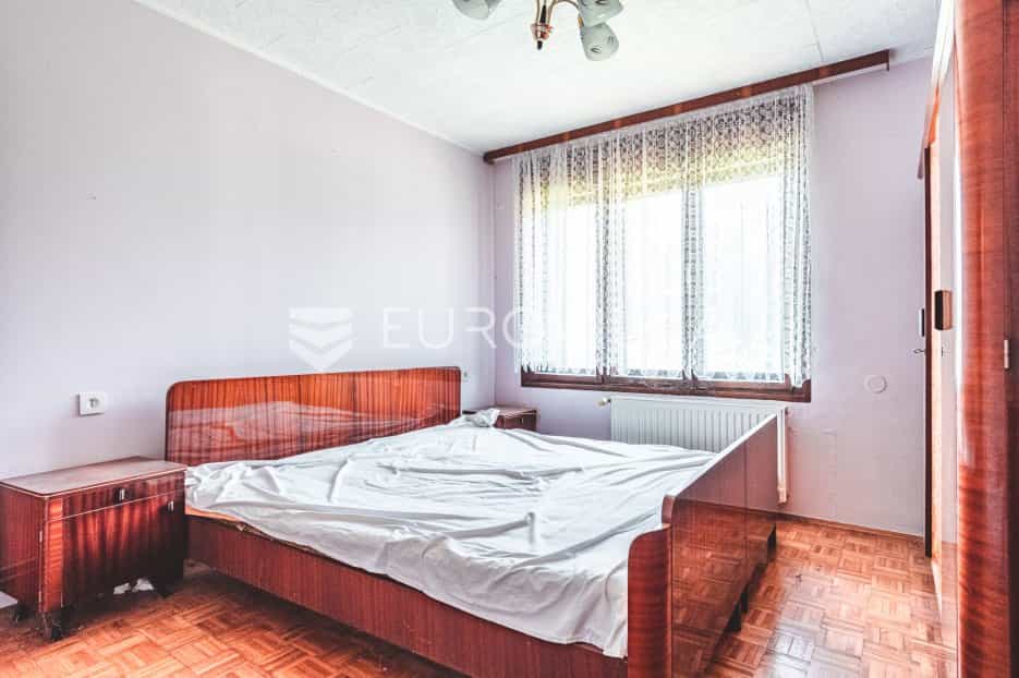 House in Gracani, Zagreb, Grad 10866042