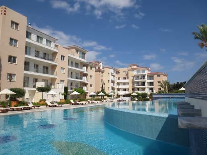 Condominium in Paphos, Pafos 10866170