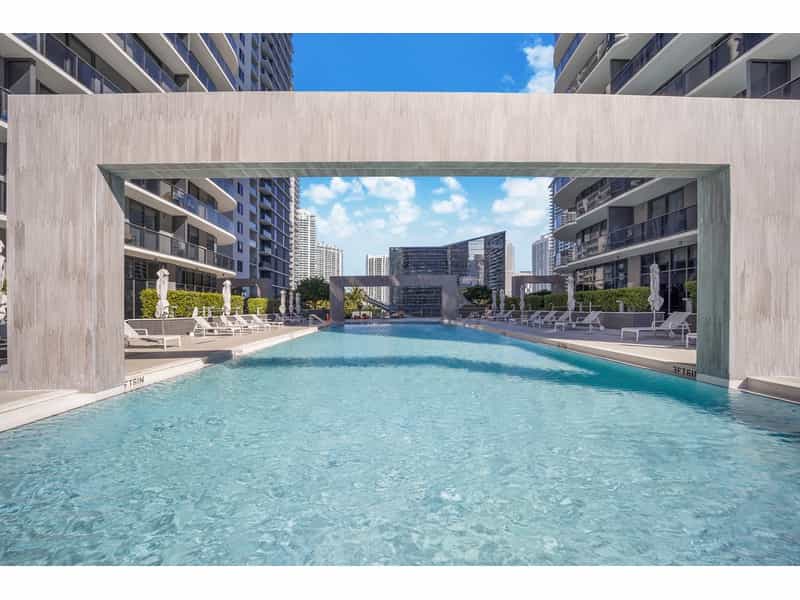 Condominium in Brickell Hammock, Florida 10866200
