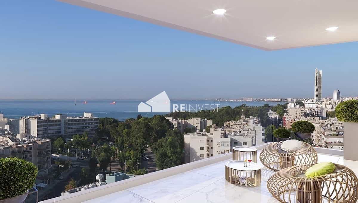 Condominium in Limassol, Limassol 10866304