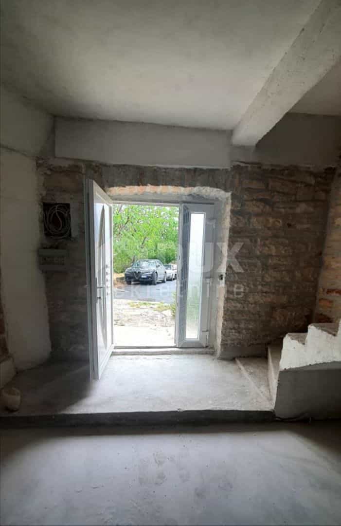 Dom w Sveti Lovrec Pazenaticki, Istarska Zupanija 10866527