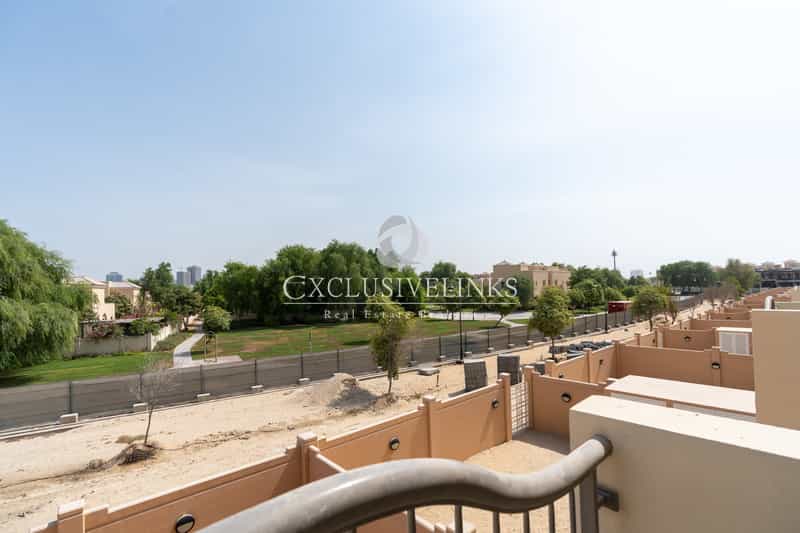 Residential in , Yazd Province 10866532