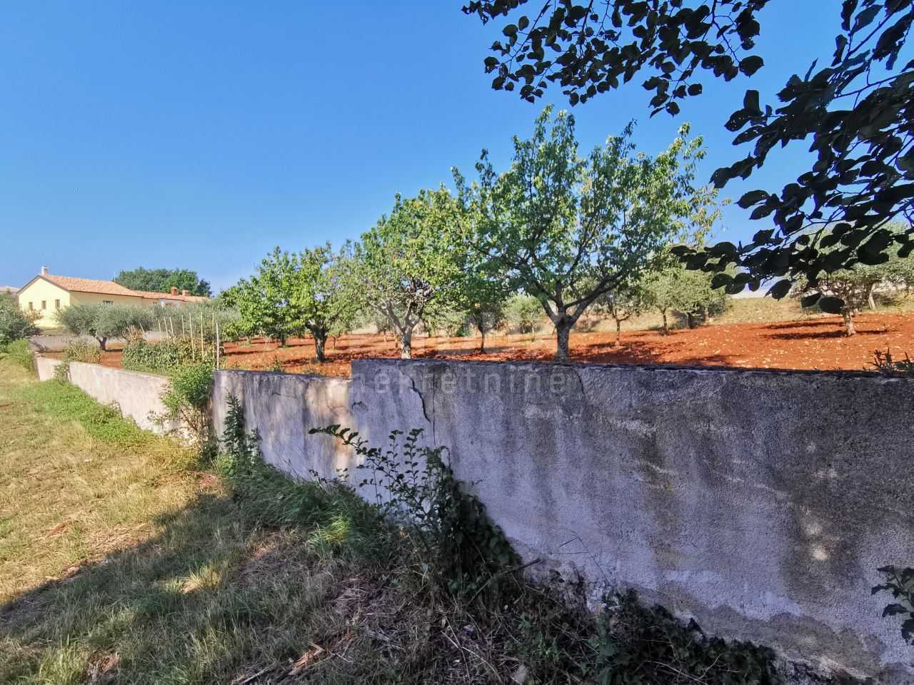 Земельные участки в Vižinada, Istria County 10866569