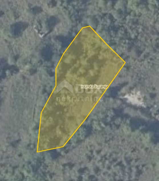 Tanah dalam Pican, Istarska Zupanija 10866584