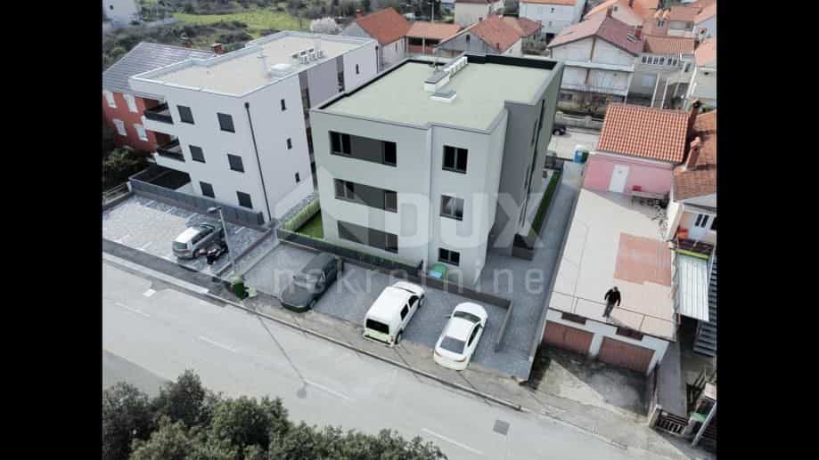 Condominium in Pedinka, Zadarska Zupanija 10866683