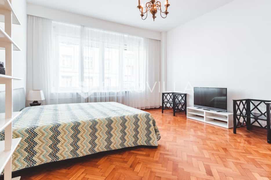 Condominium dans Zagreb, Zagreb, Grad 10867137