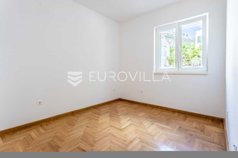 Condominium dans Bol, Splitsko-Dalmatinska Zupanija 10867145