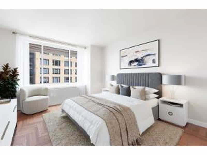 Condominium in New York, New York 10867215