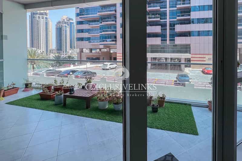 公寓 在 Dubai, Dubai 10867449