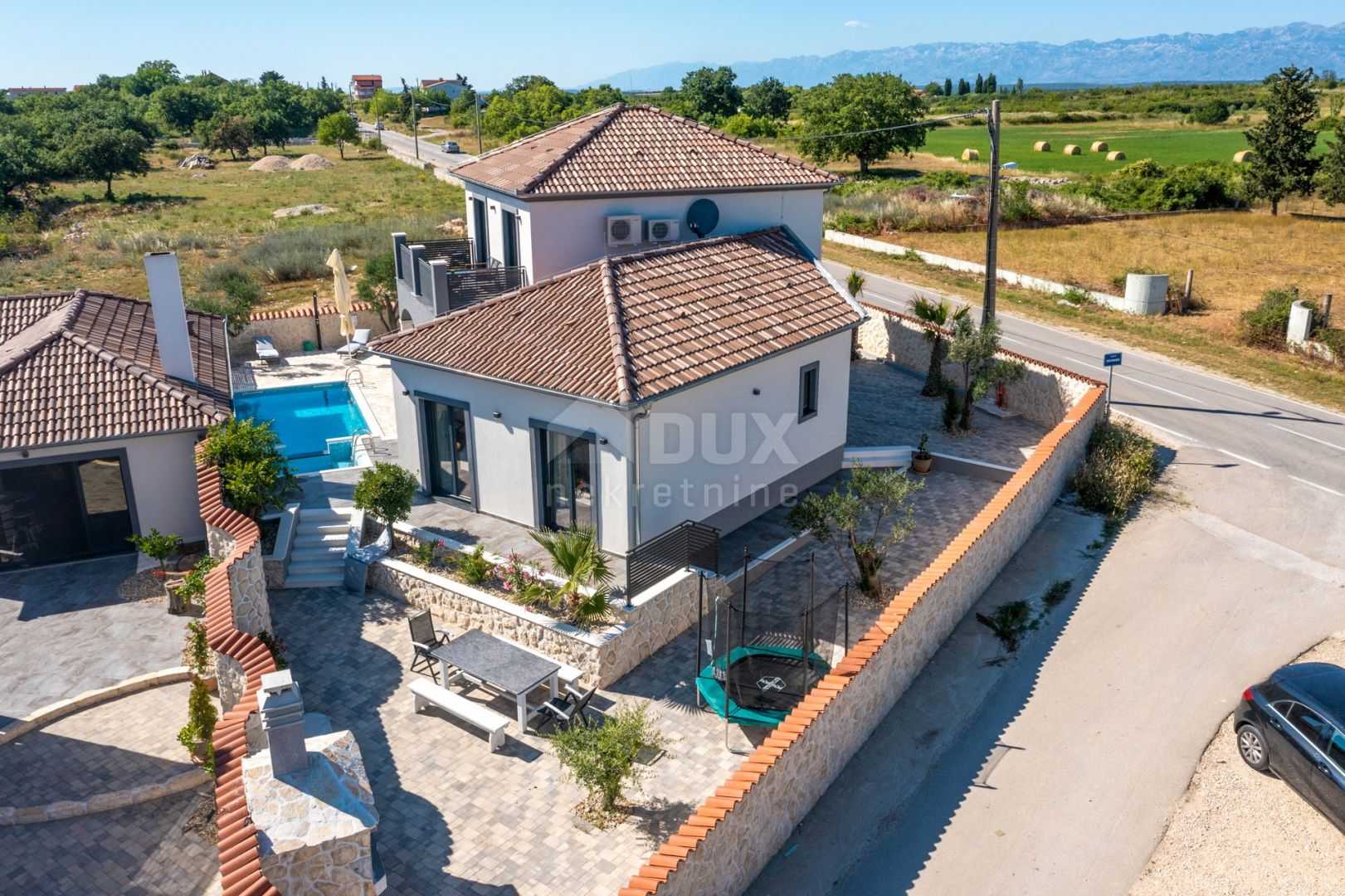 casa en Murvica, Zadar County 10867451