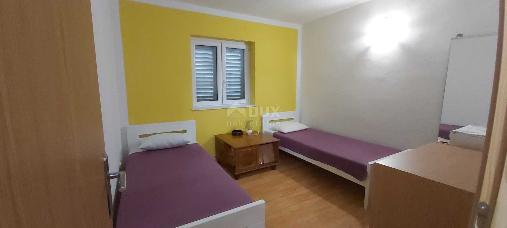 公寓 在 Omis, Splitsko-Dalmatinska Zupanija 10867563