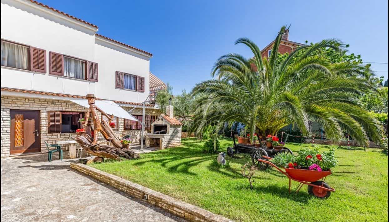 House in Premantura, Istria County 10867968