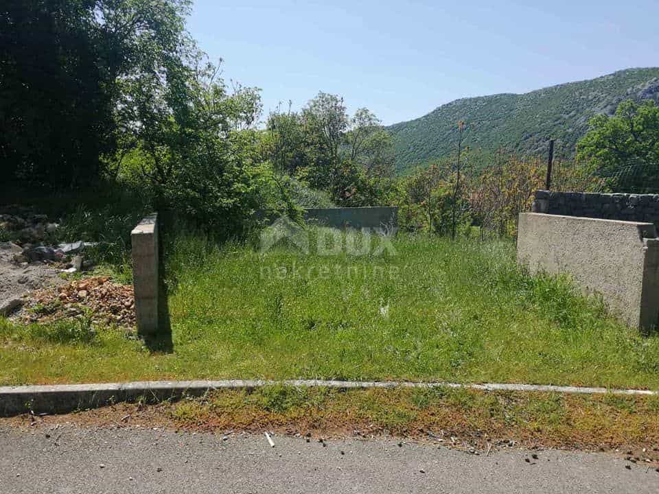 Land in Klanfari, Primorsko-Goranska Zupanija 10868016