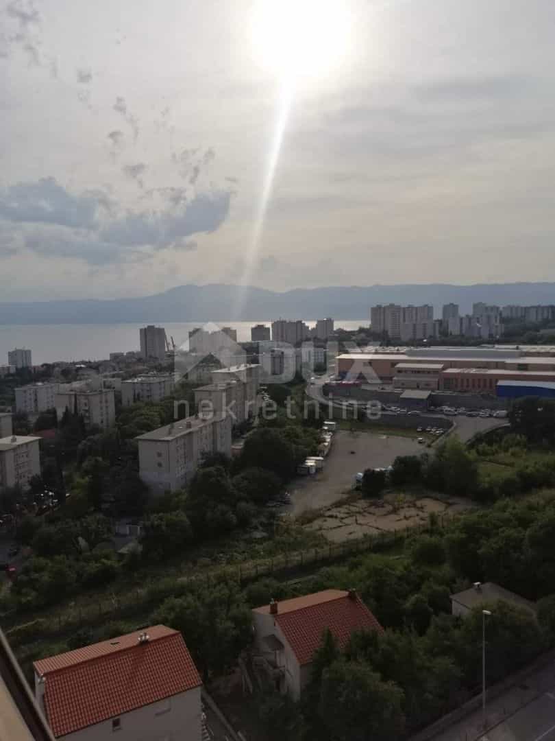 Condominium in Rijeka, Primorsko-goranska županija 10868101