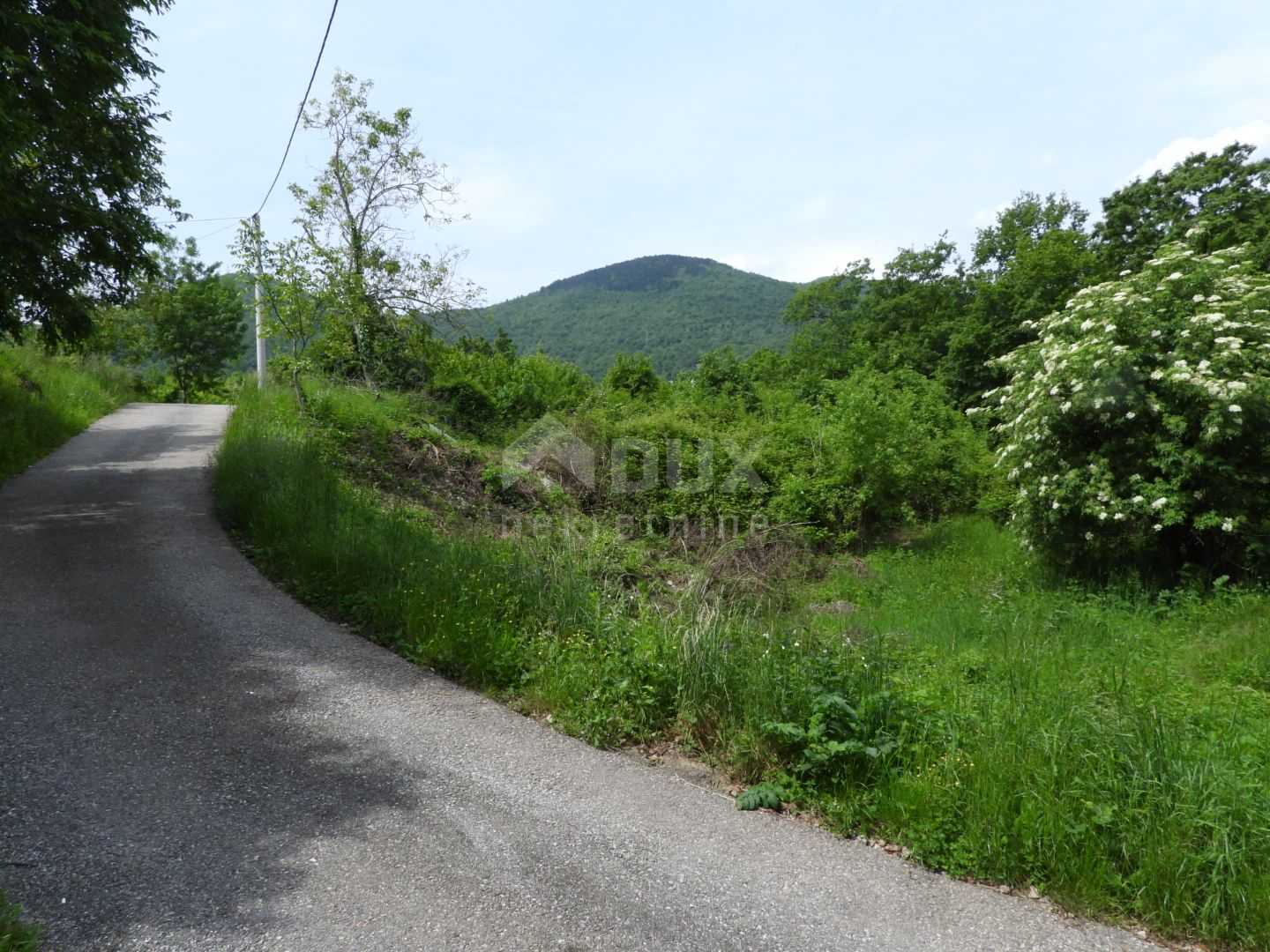 土地 在 Kućeli, Primorje-Gorski Kotar County 10868121