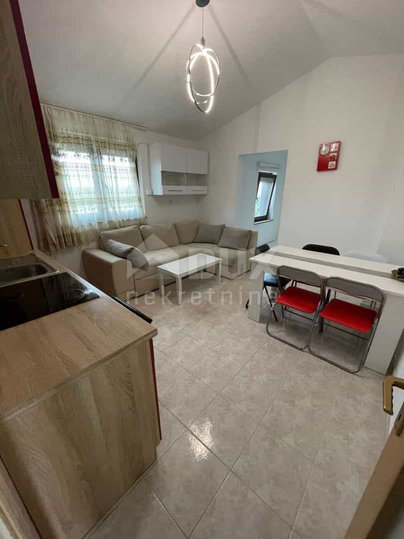 Будинок в Valtura, Istria County 10868300