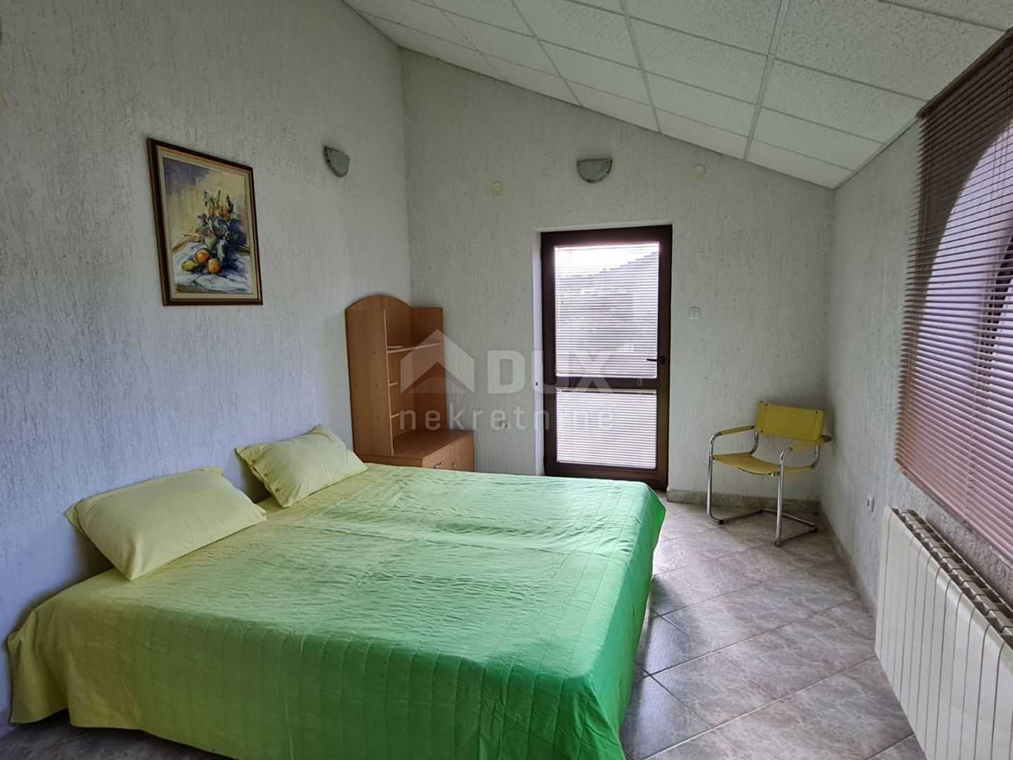 Condominium dans Krk, Primorsko-Goranska Zupanija 10868347
