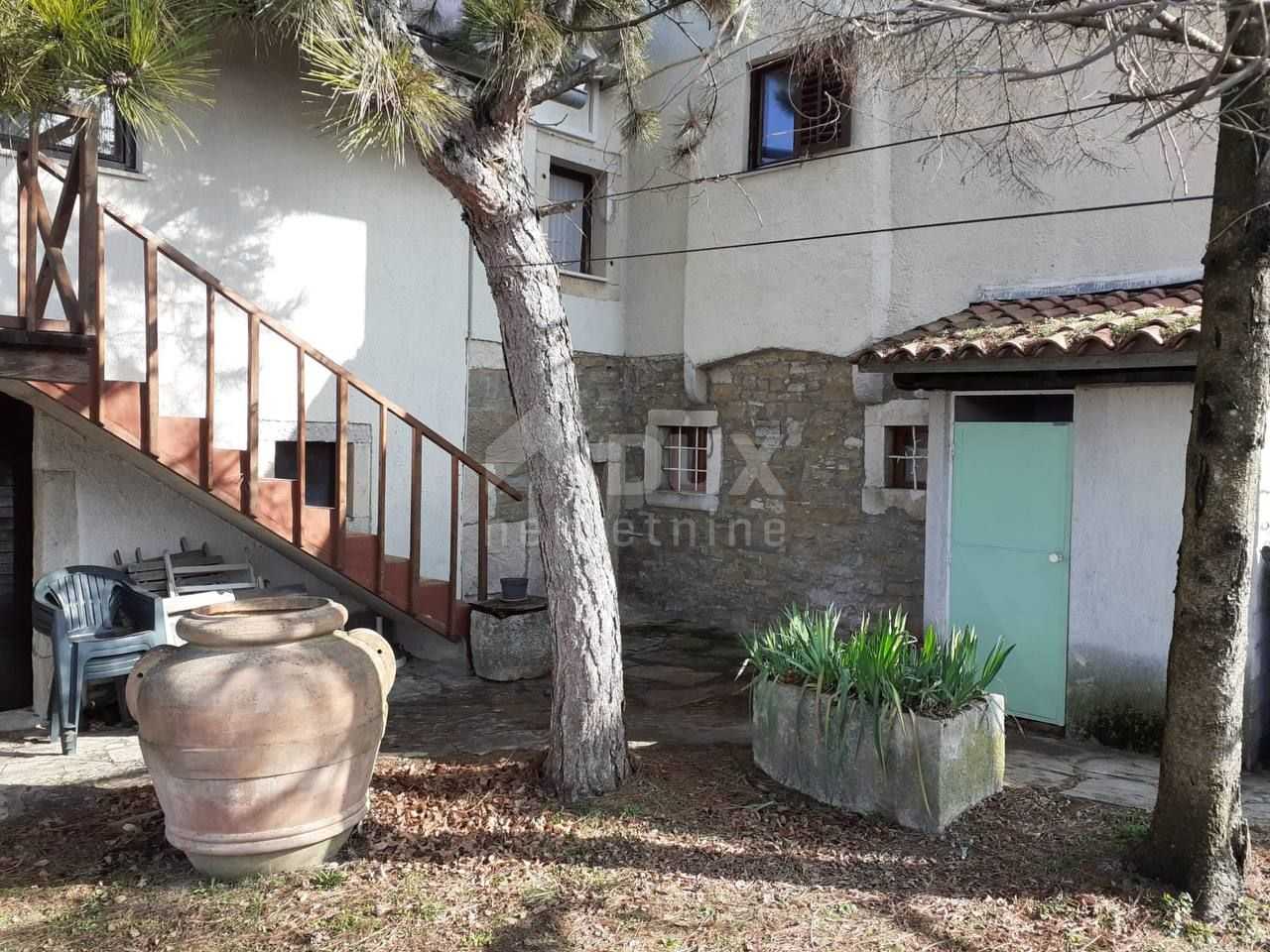 Casa nel Momjan, Istria County 10868386
