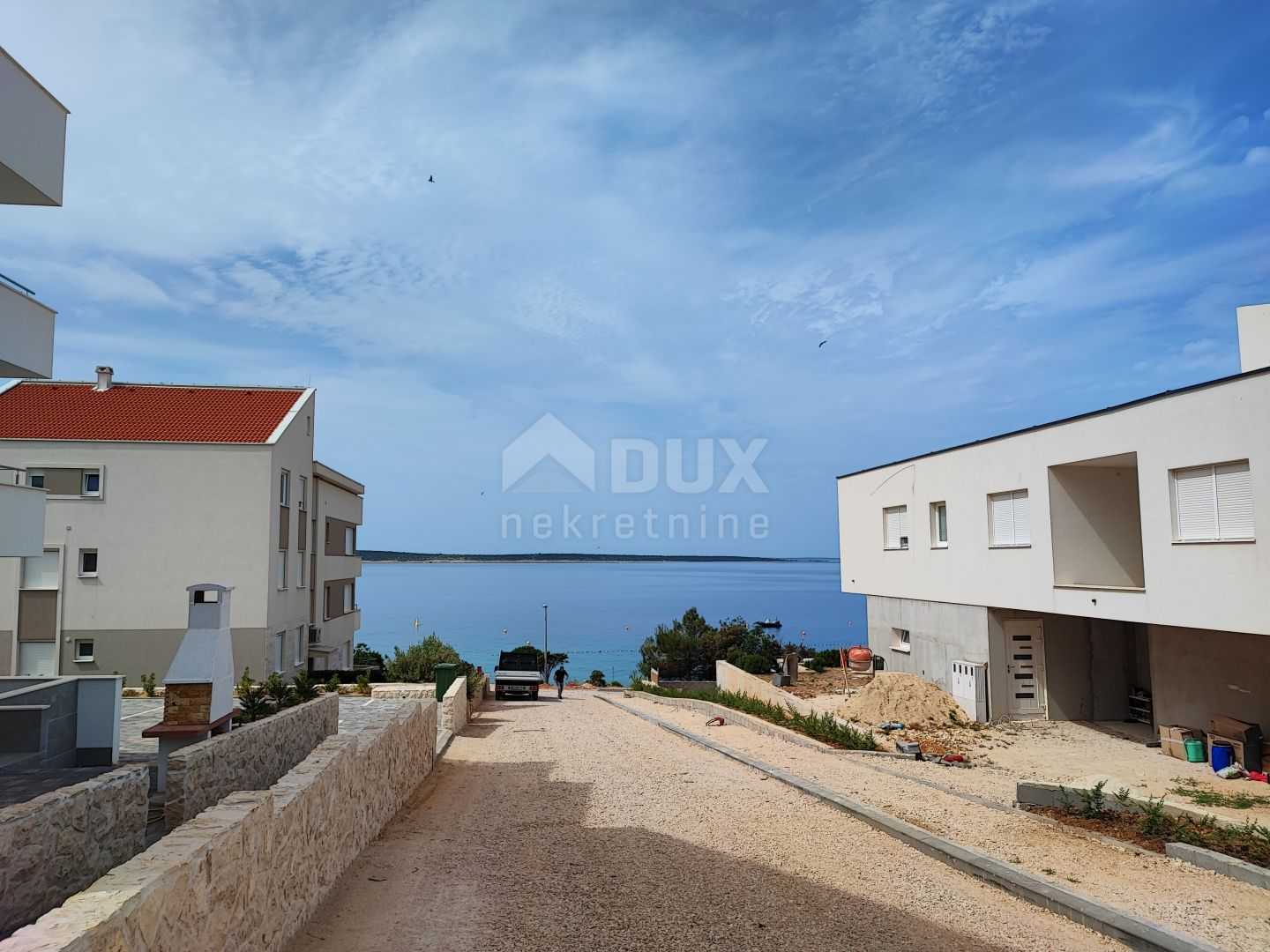Condominium dans Mandre, Zadar County 10868481