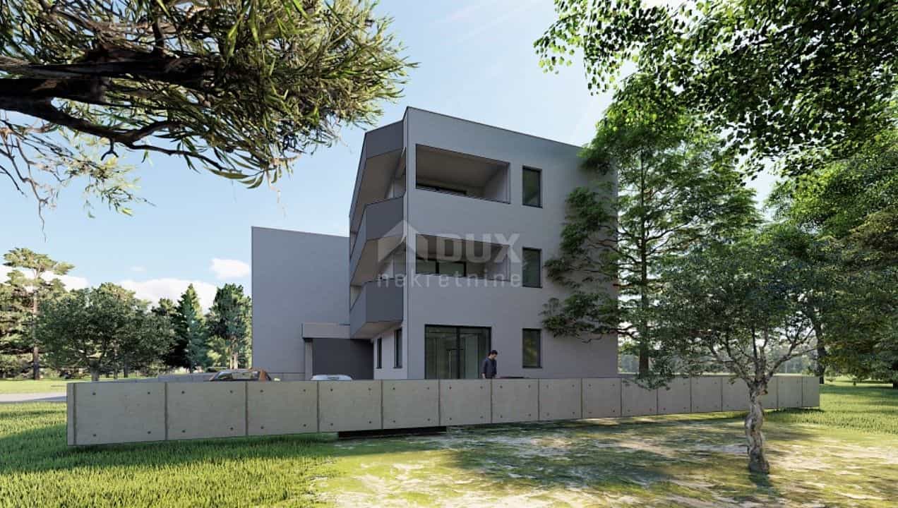 Condominium in Medulin, Istria County 10868517