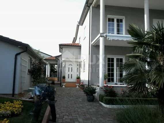 Haus im Umag, Istria County 10868646